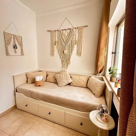 Апартаменты T1 Na 1 Linha Da Da Rocha *