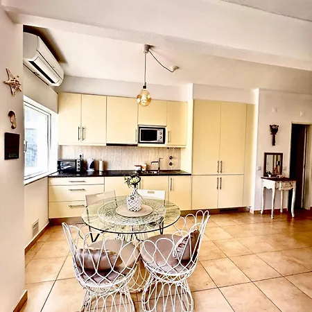 Apartment T1 Na 1 Linha Da Da Rocha